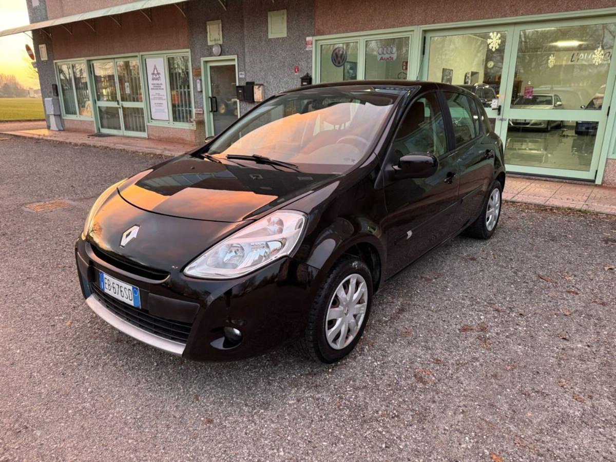Renault Clio 1.2 16V 5 porte GPL Dynamique