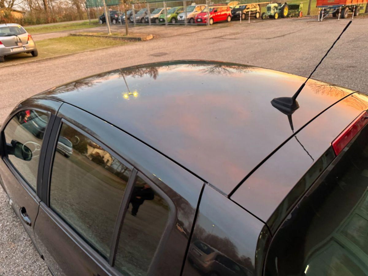 Renault Clio 1.2 16V 5 porte GPL Dynamique (14)