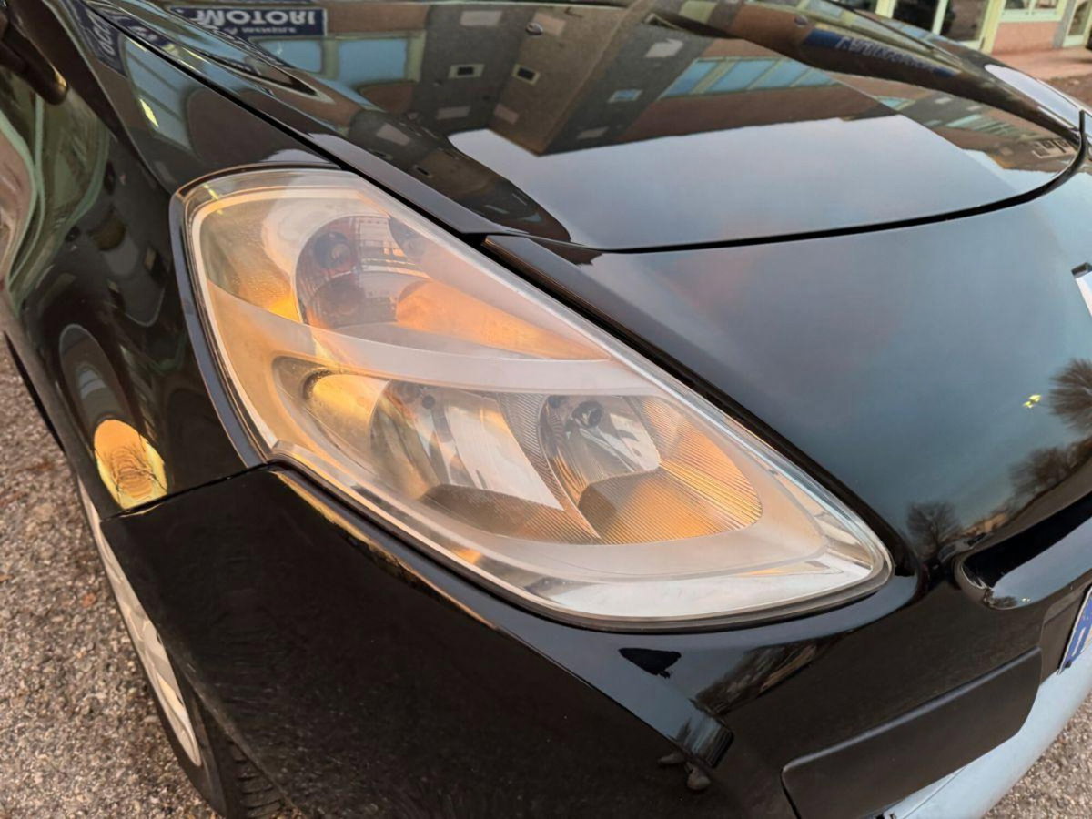 Renault Clio 1.2 16V 5 porte GPL Dynamique (16)
