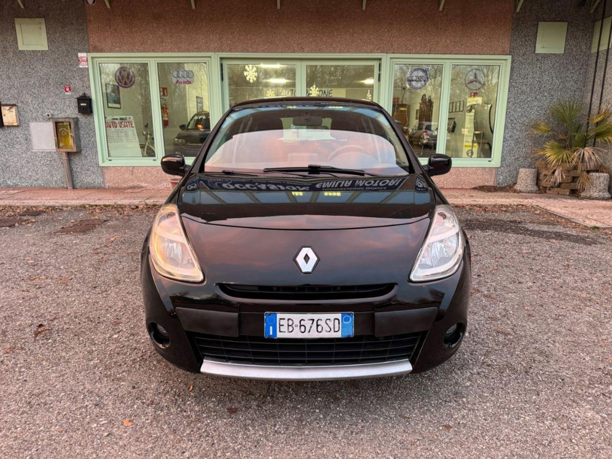Renault Clio 1.2 16V 5 porte GPL Dynamique (2)