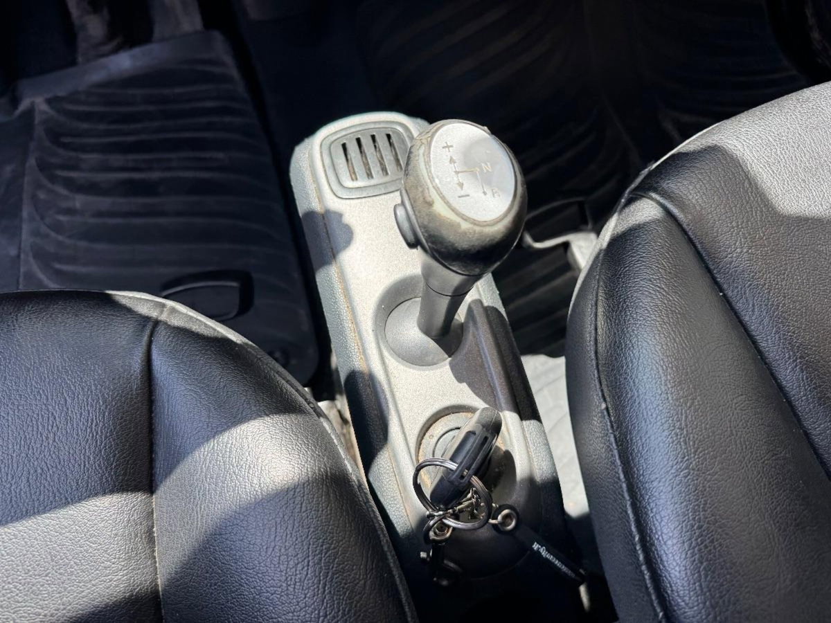 smart Fortwo 1000 52 kW MHD coupé passion (11)