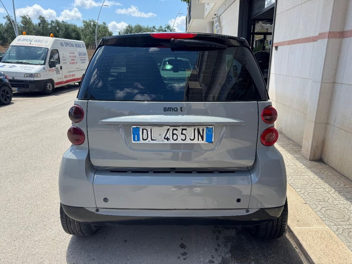 smart Fortwo 1000 52 kW MHD coupé passion (5)