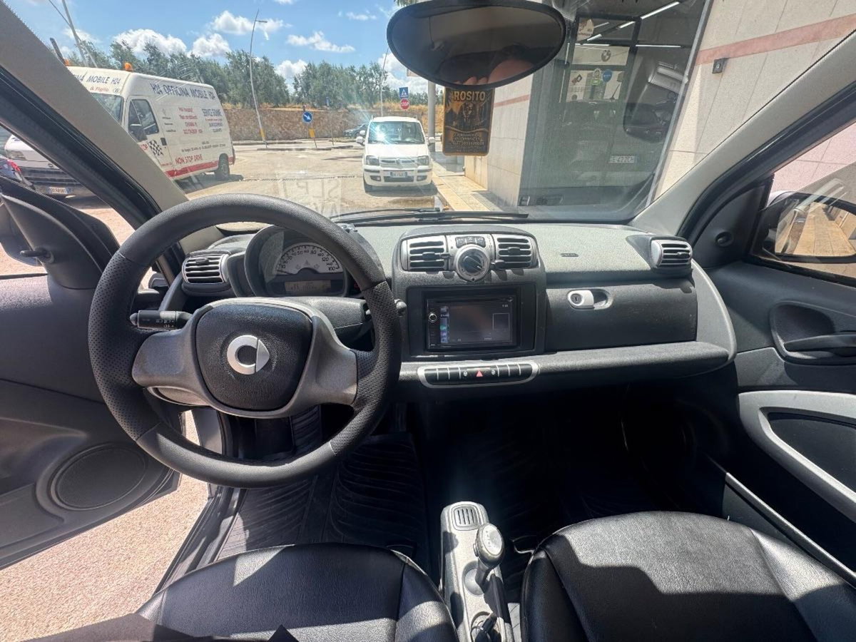 smart Fortwo 1000 52 kW MHD coupé passion (8)