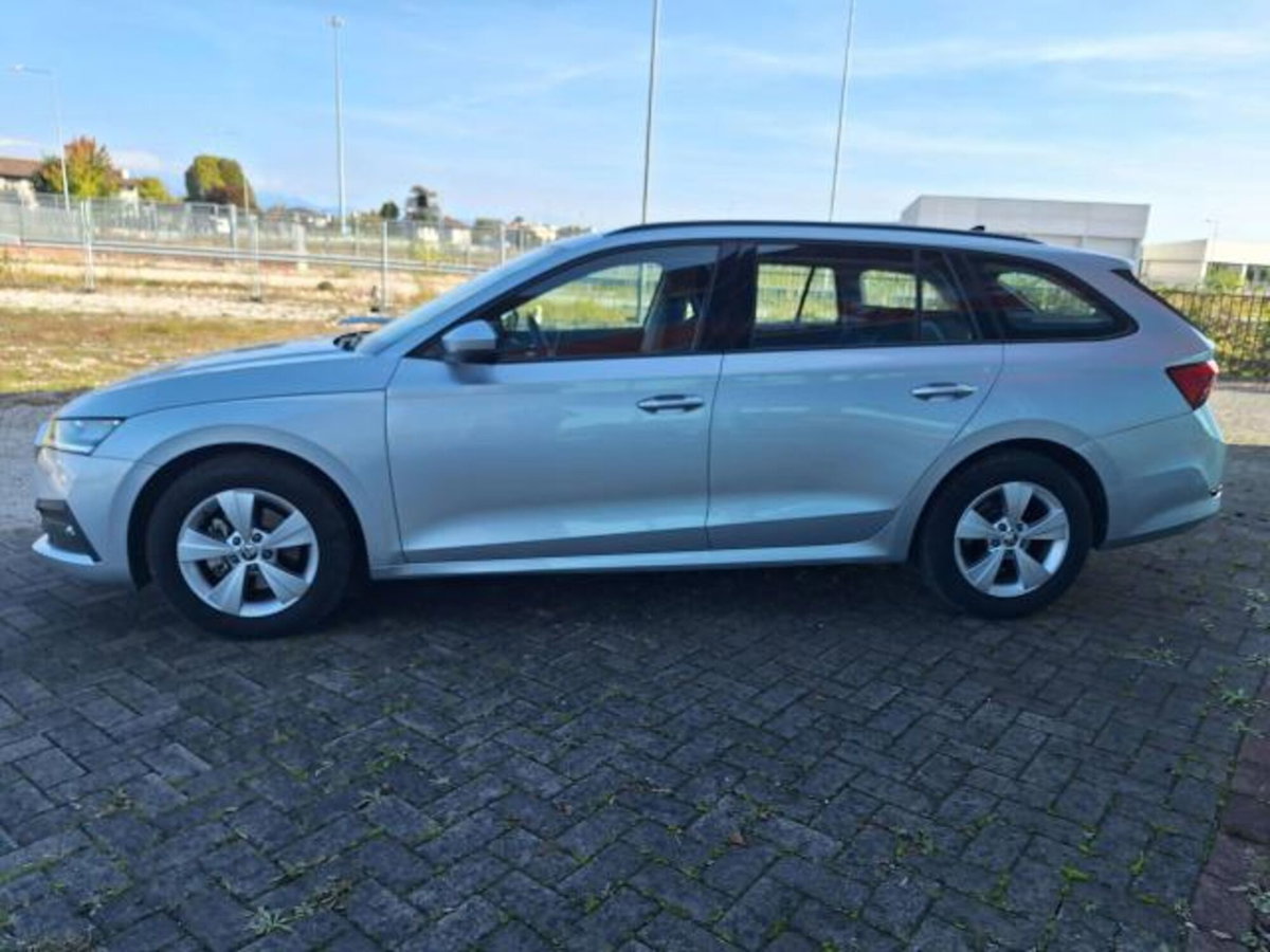 Skoda Octavia 1.5 G-TEC DSG Executive (3)