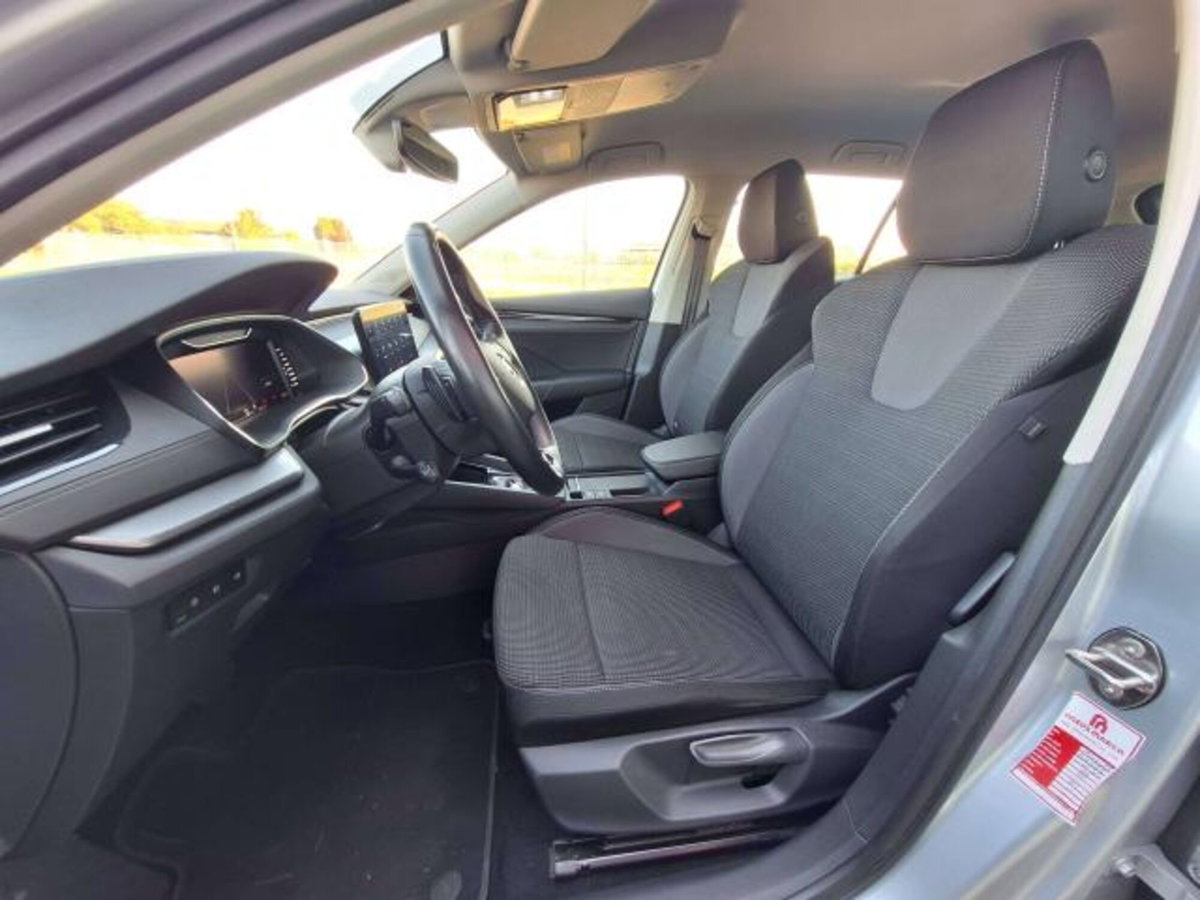 Skoda Octavia 1.5 G-TEC DSG Executive (9)