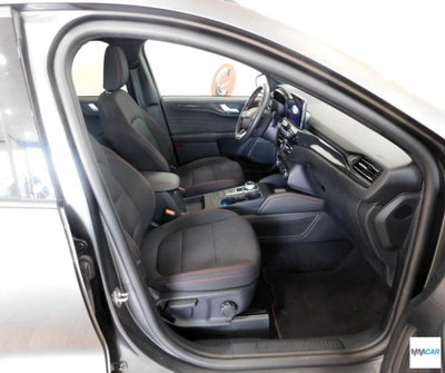 Ford Kuga 2.5 Plug In Hybrid 225 CV CVT 2WD ST-Line (6)