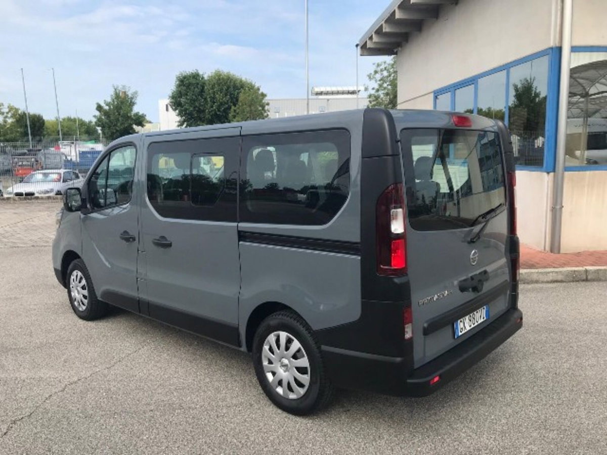 Nissan Primastar bus 2.0 dci 110cv S&S L1H1 Tekna 9p.ti (4)