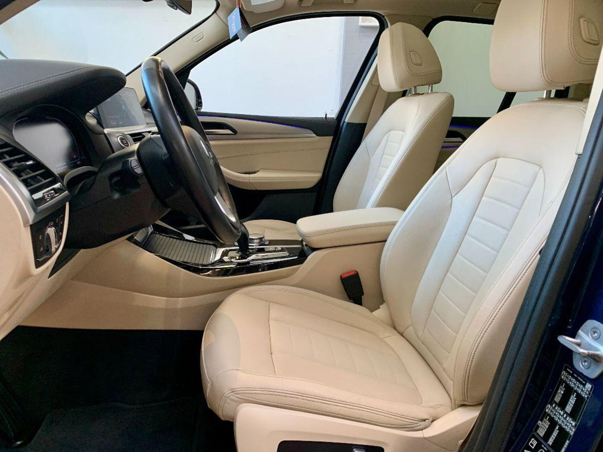 BMW X3 xdrive20d mhev 48V auto (10)