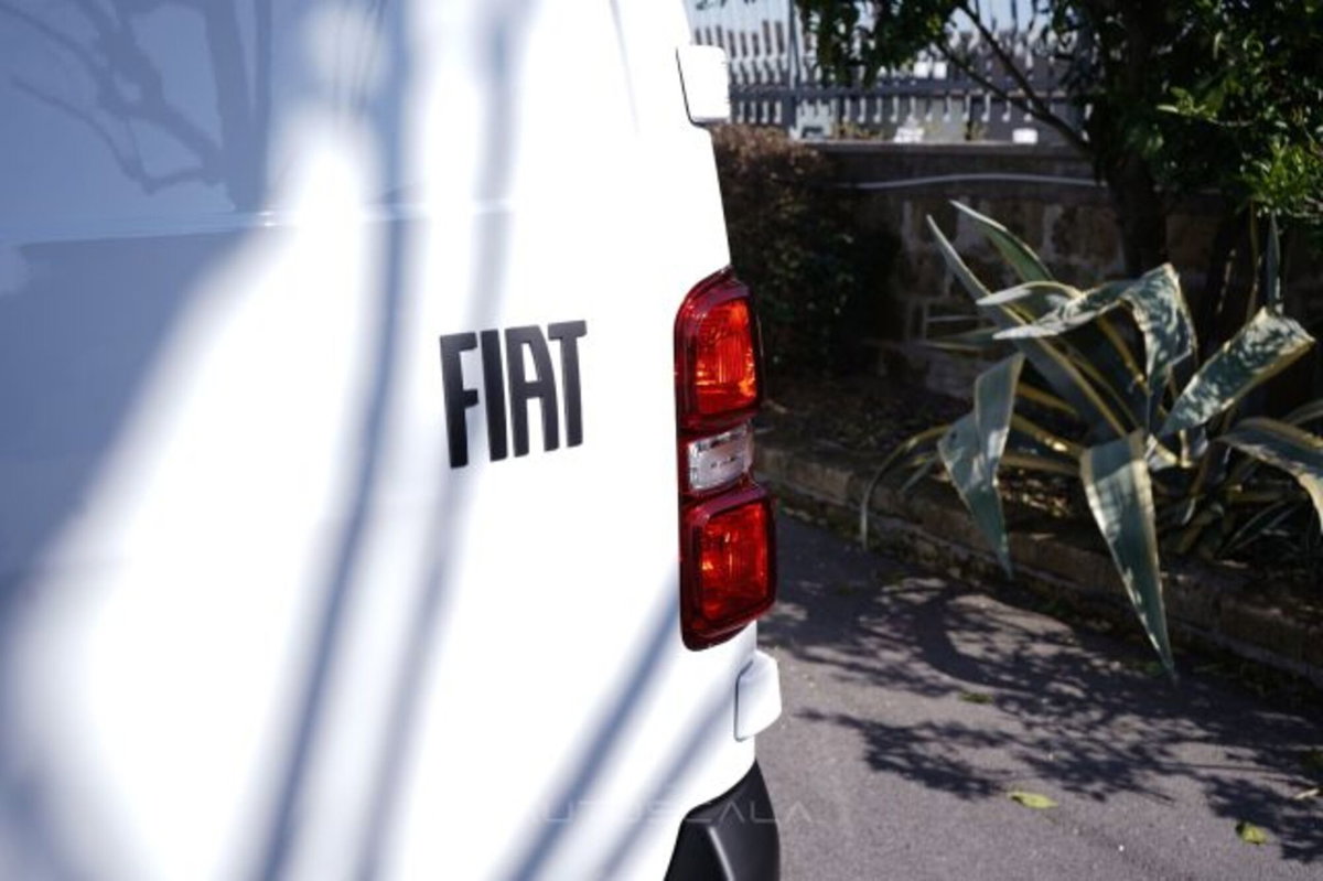 Fiat Scudo Furgone ce 1.5 bluehdi 120cv L3H1 (18)