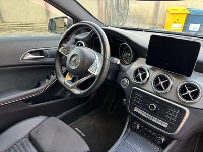 Mercedes-Benz GLA SUV 200 d Automatic 4Matic Premium (11)