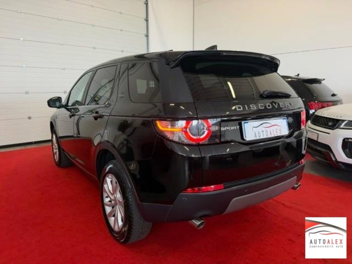 Land Rover Discovery Sport 2.0 TD4 150 CV Pure (6)