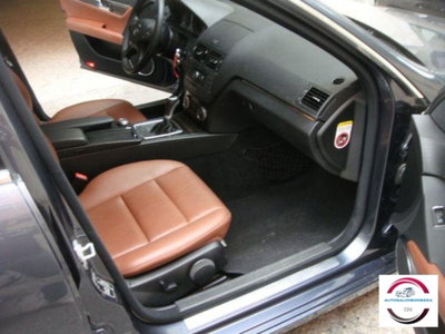 Mercedes-Benz Classe C 200 Avantgarde (10)