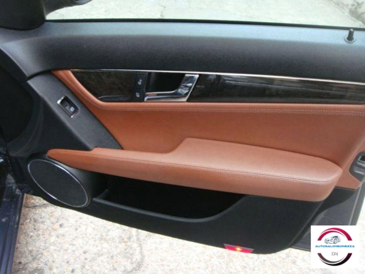 Mercedes-Benz Classe C 200 Avantgarde (19)