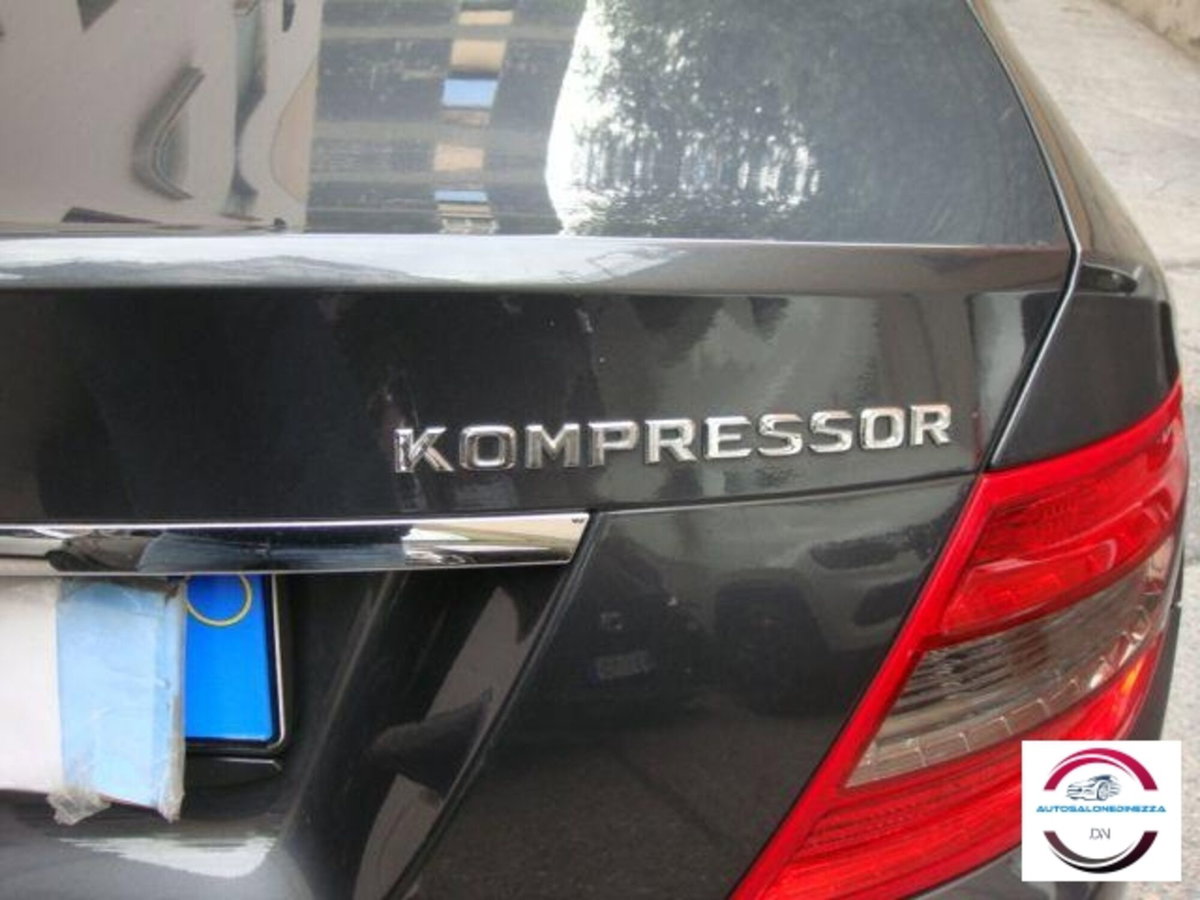 Mercedes-Benz Classe C 200 Avantgarde (6)