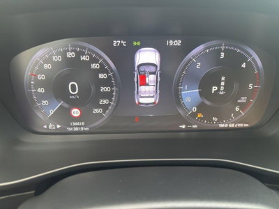 Volvo XC40 D3 Geartronic Business Plus (13)
