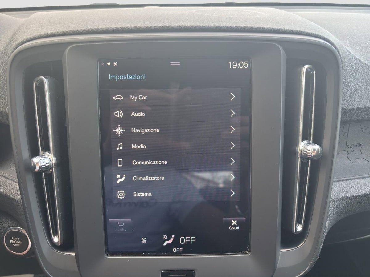 Volvo XC40 D3 Geartronic Business Plus (14)
