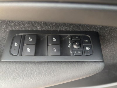 Volvo XC40 D3 Geartronic Business Plus (20)