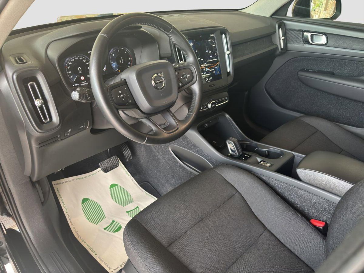 Volvo XC40 D3 Geartronic Business Plus (9)