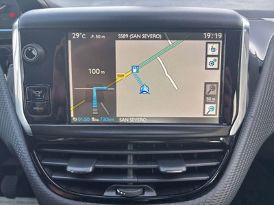 Peugeot 2008 e-HDi 115 CV Stop&Start Allure (15)