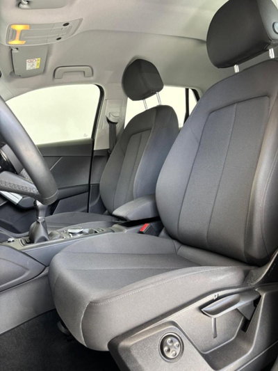 Audi Q2 Q2 30 TFSI Business (11)