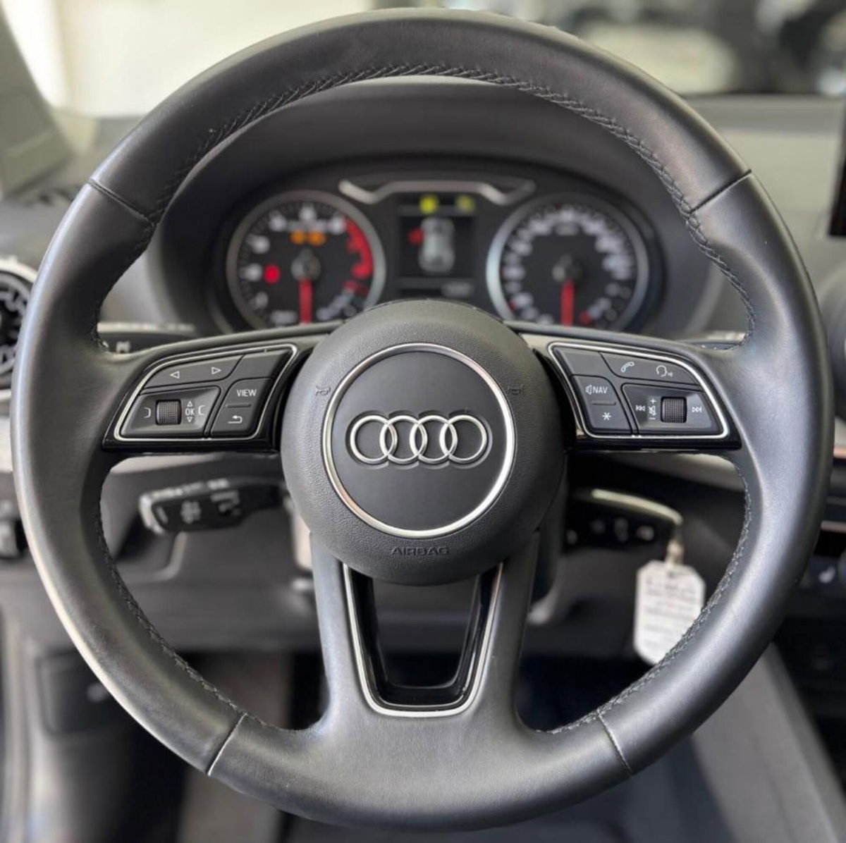 Audi Q2 Q2 30 TFSI Business (13)