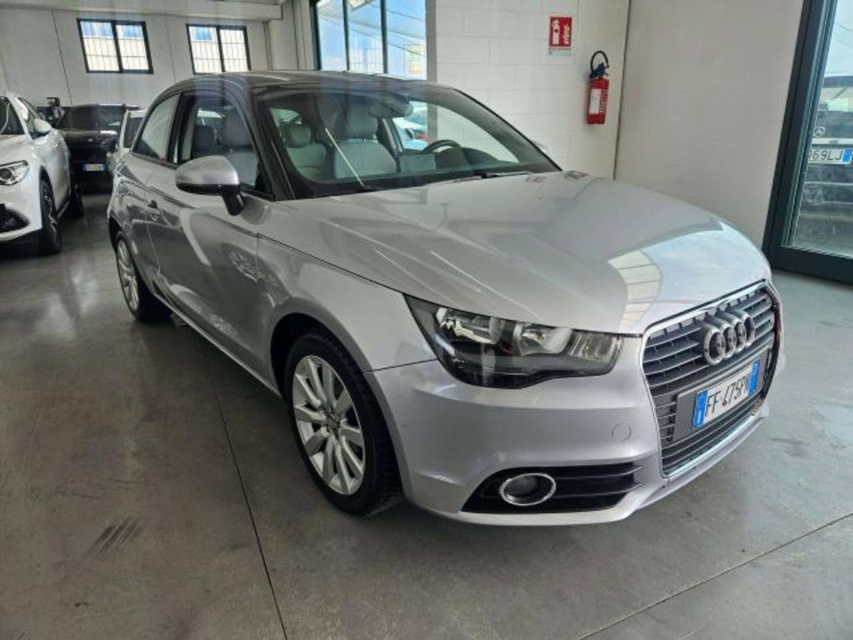 Audi A1 1.2 TFSI S line edition