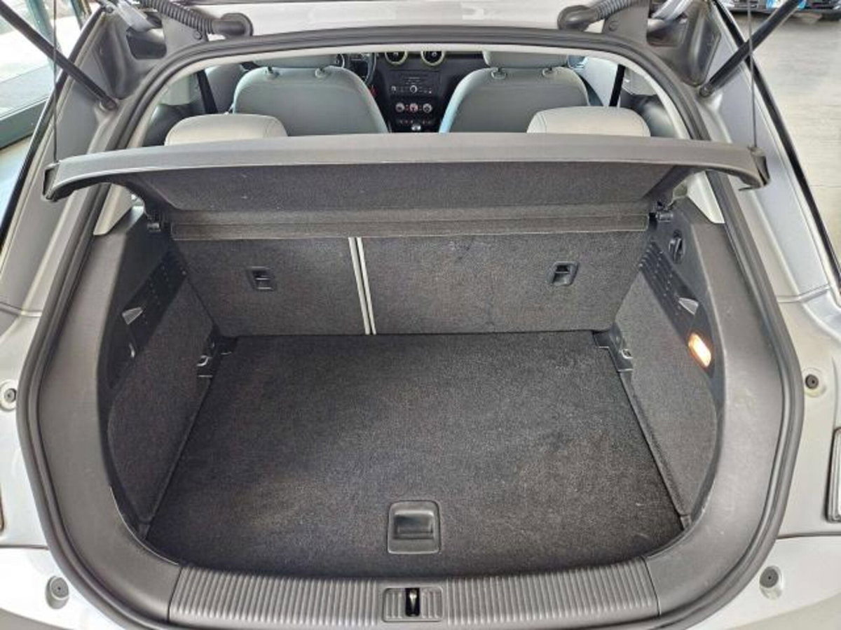Audi A1 1.2 TFSI S line edition (10)