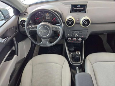 Audi A1 1.2 TFSI S line edition (12)