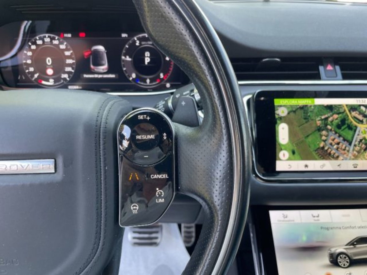 Land Rover Range Rover Evoque 2.0D I4 180 CV AWD Auto HSE (17)