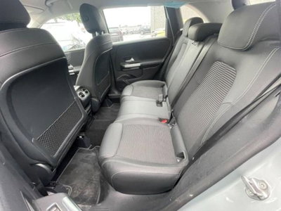 Mercedes-Benz Classe B 180 Sport (11)