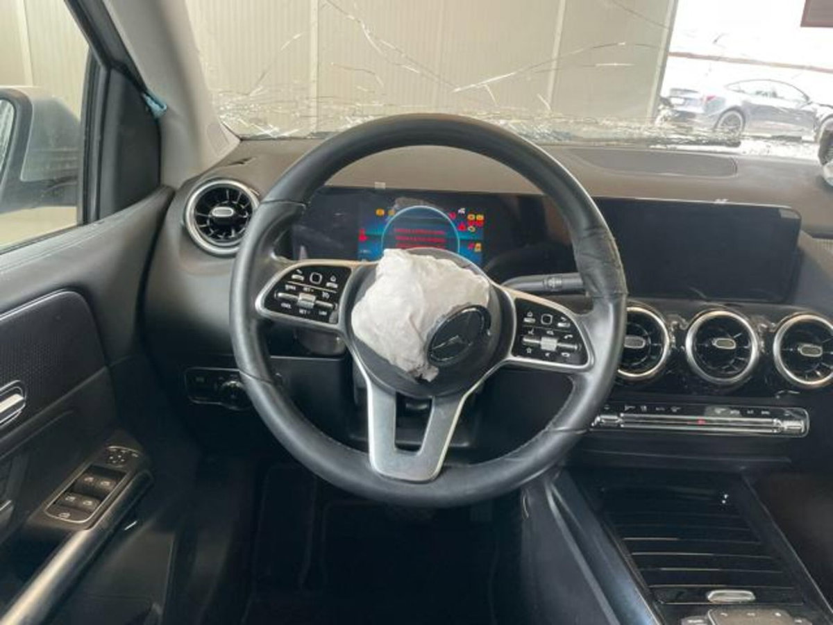 Mercedes-Benz Classe B 180 Sport (14)