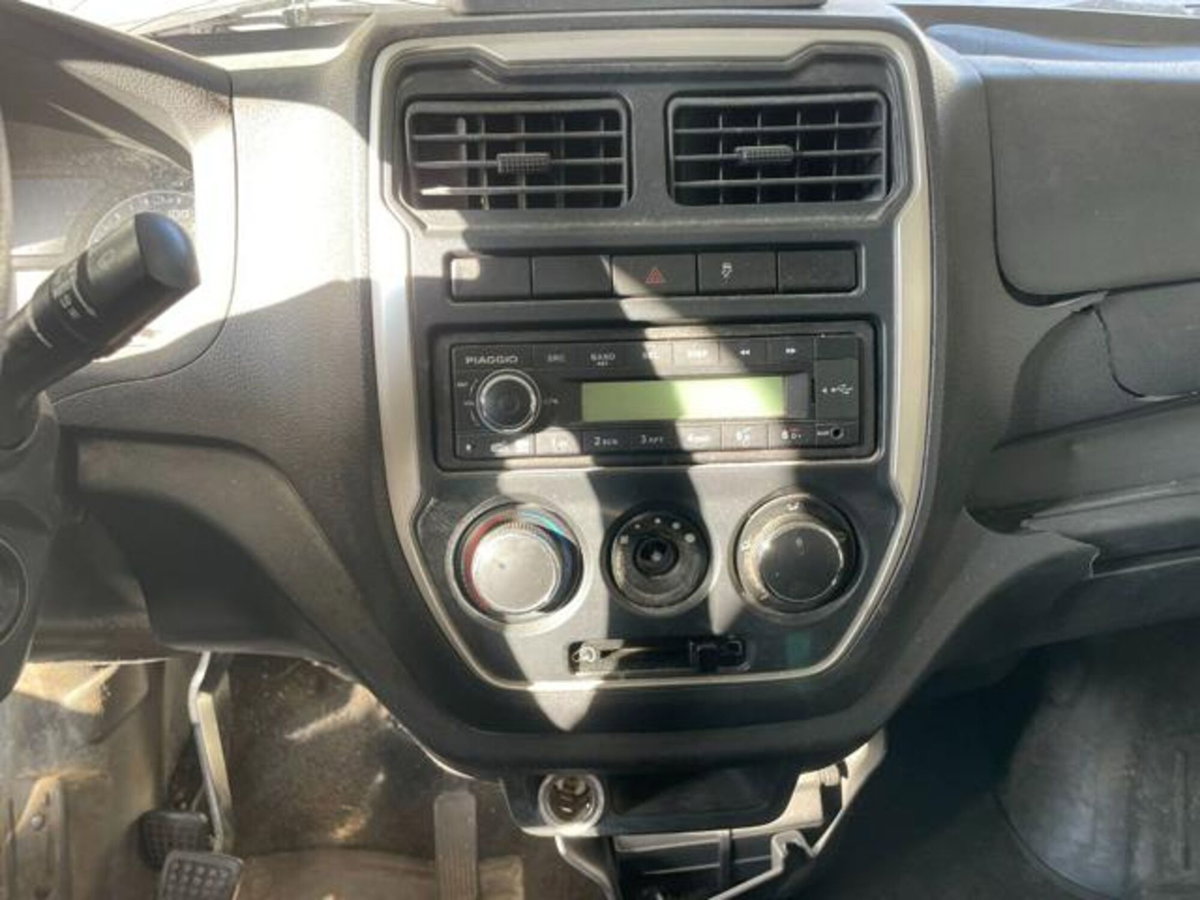 Piaggio Porter NP6 CNG long range 3000 pianale ribaltabile Pro r.gem. (13)