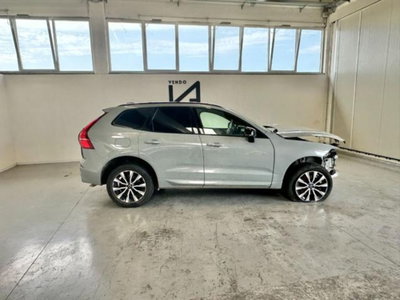 Volvo XC60 B4 (d) AWD automatico Plus Dark (8)