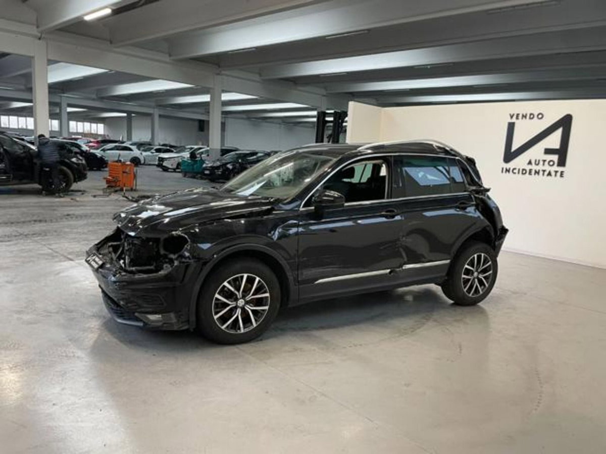 Volkswagen Tiguan 1.6 TDI SCR Business BlueMotion Technology (4)
