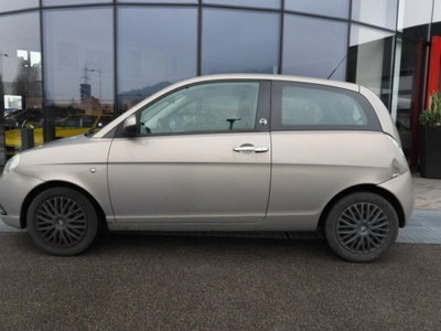 Lancia Ypsilon 1.4 New Oro Ecochic GPL (3)