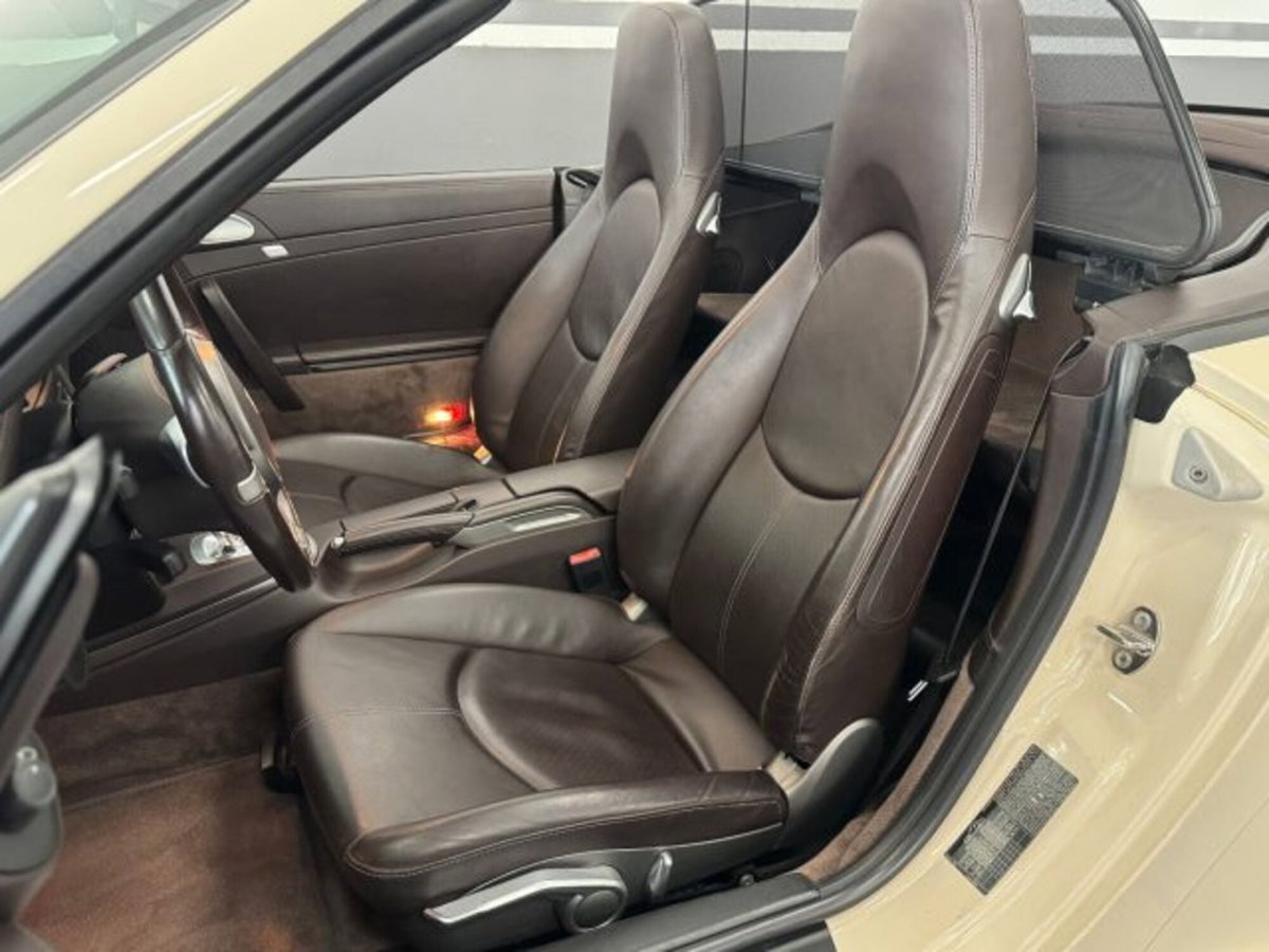 Porsche 911 Cabrio Carrera 4S (10)