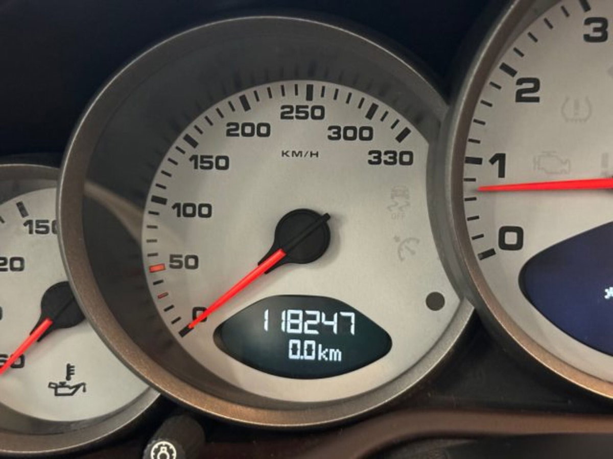 Porsche 911 Cabrio Carrera 4S (15)