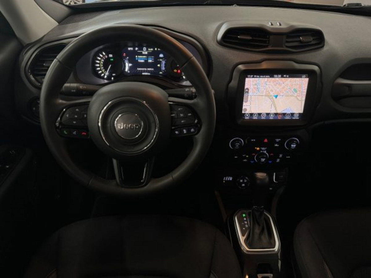 Jeep Renegade 1.3 T4 190CV PHEV 4xe AT6 Limited (11)