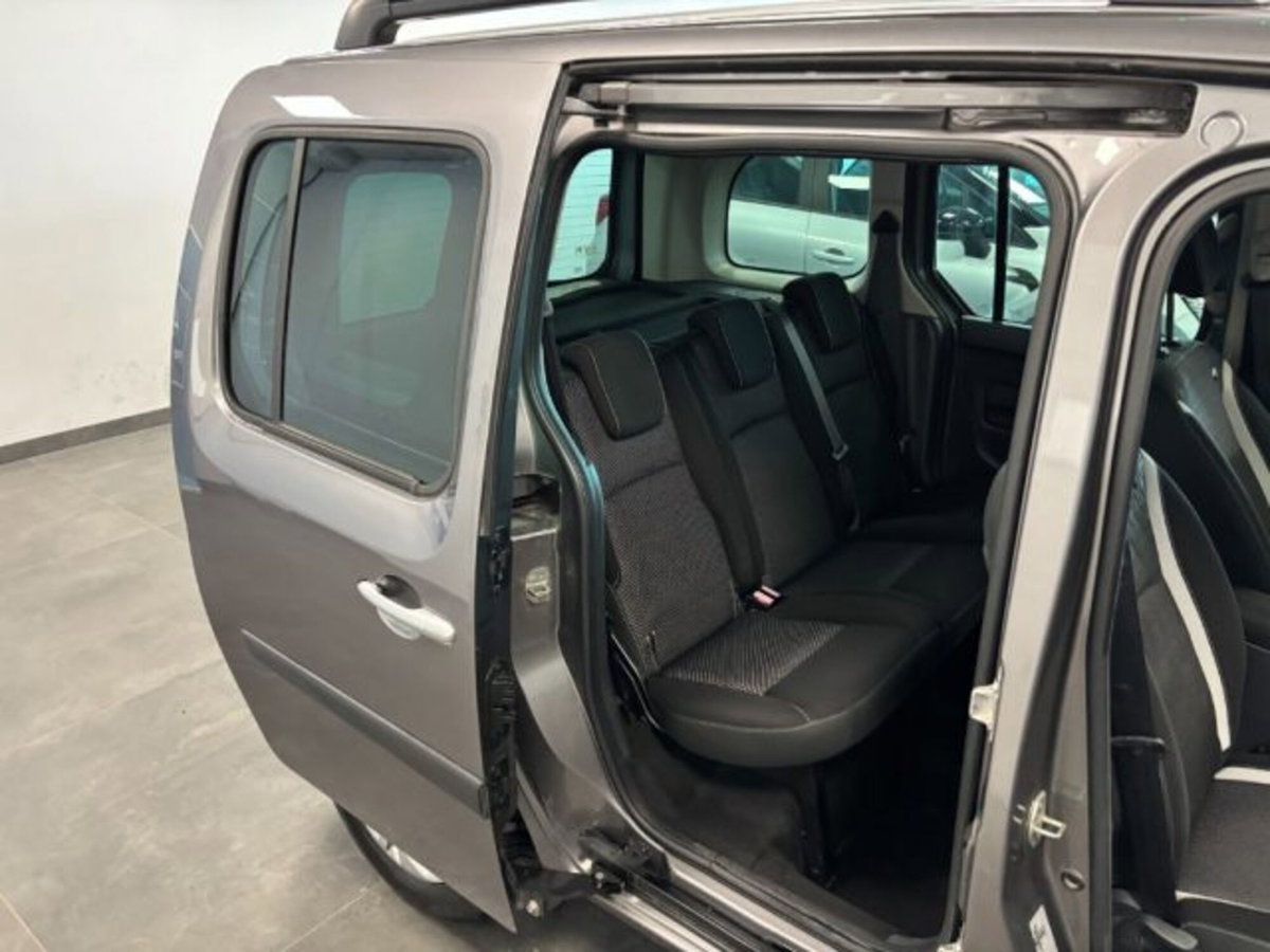 Renault Kangoo 1.5 dCi 90CV 5 porte Live (13)