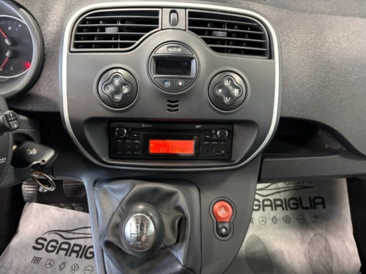 Renault Kangoo 1.5 dCi 90CV 5 porte Live (16)