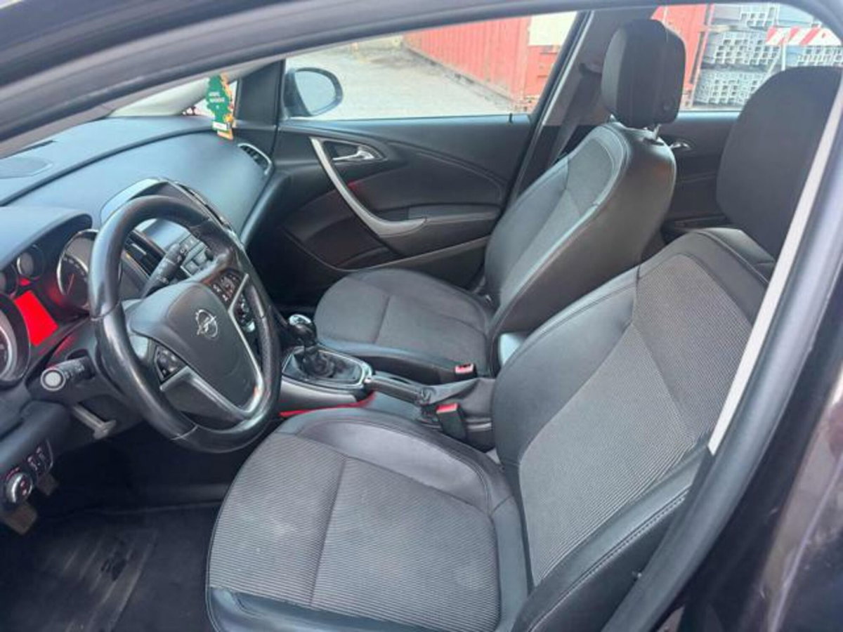 Opel Astra Station Wagon 1.6 CDTI 136CV EcoFLES&S Sports Cosmo (4)