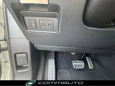 Land Rover Range Rover Evoque 2.0D I4 163 CV AWD Auto R-Dynamic (19)