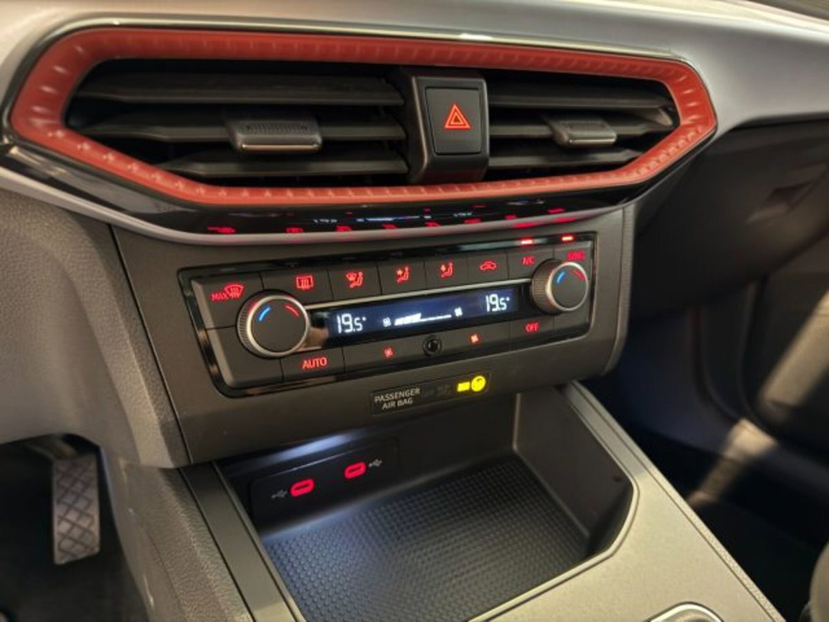 SEAT Ibiza 1.0 ecotsi FR 95cv (14)