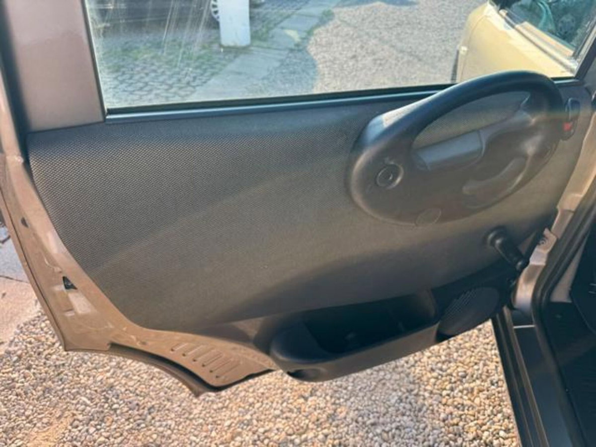 Fiat Multipla 1.6 16V Natural Power Active (12)