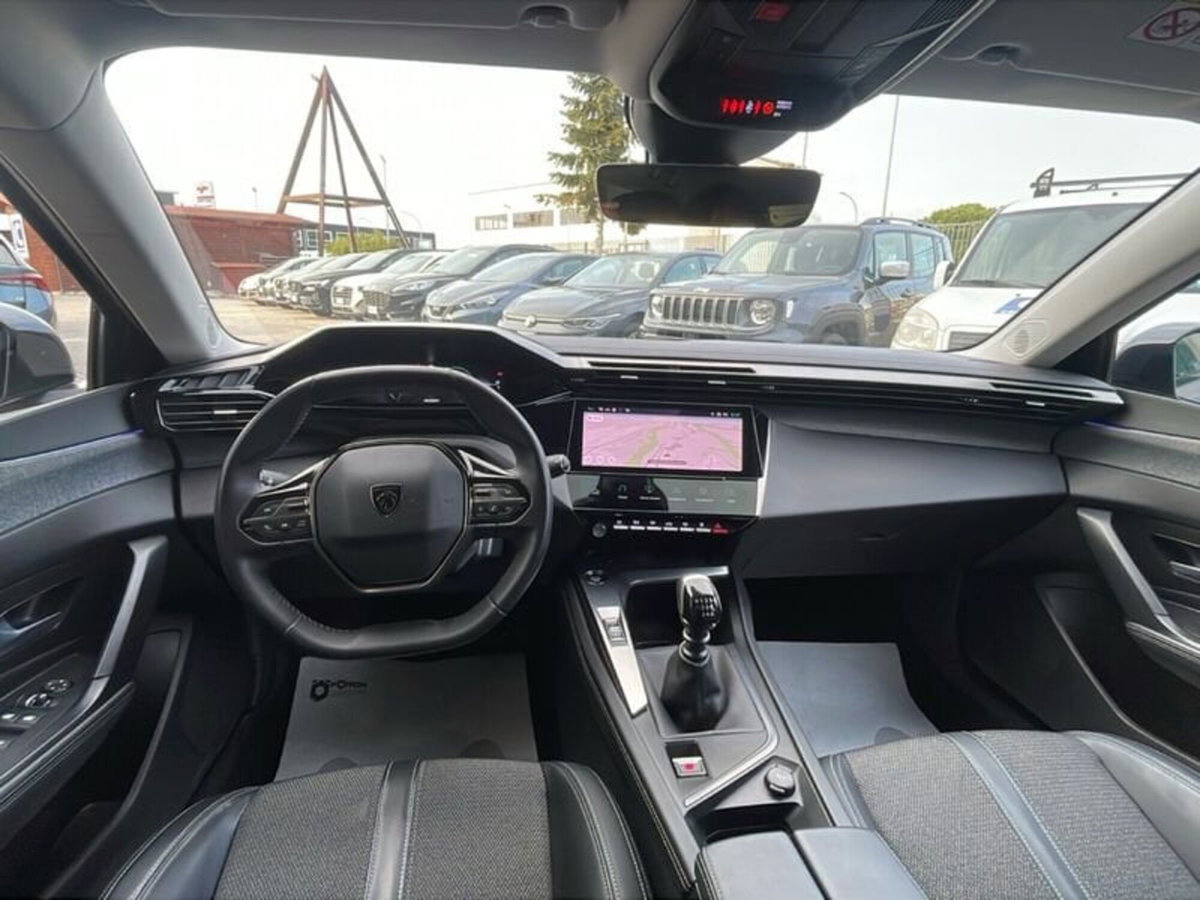 Peugeot 308 BlueHDi 130 S&S EAT8 Allure Pack (13)