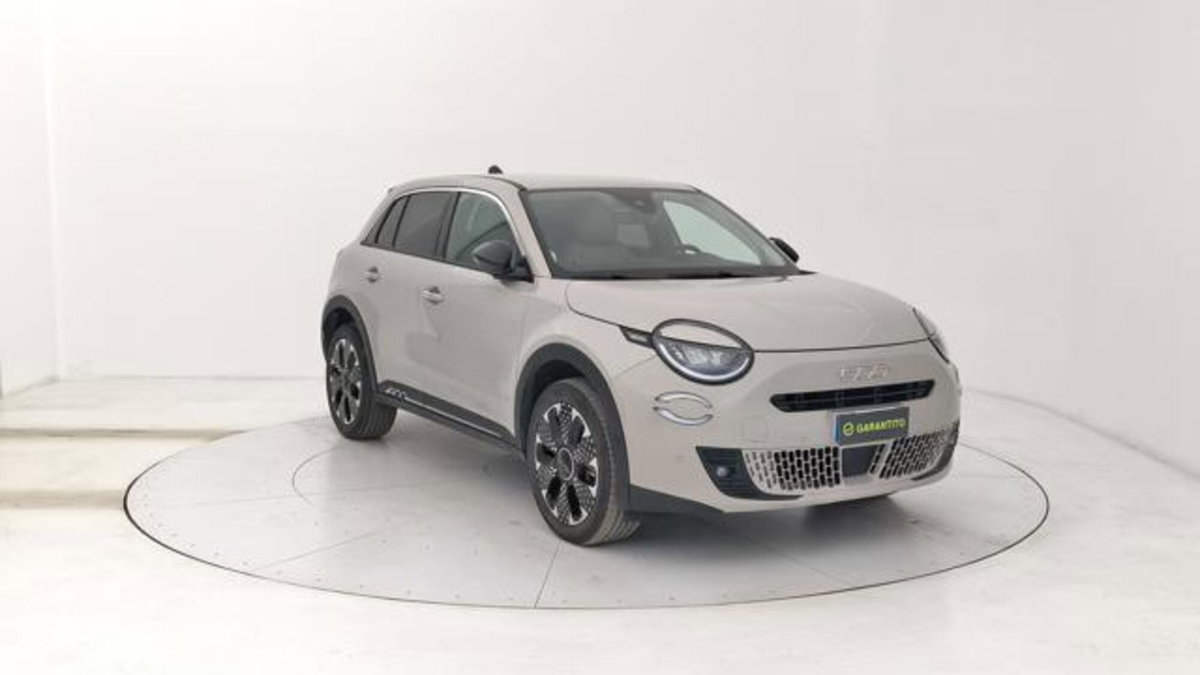 Fiat 600 1.2 hybrid La Prima 110cv auto (7)