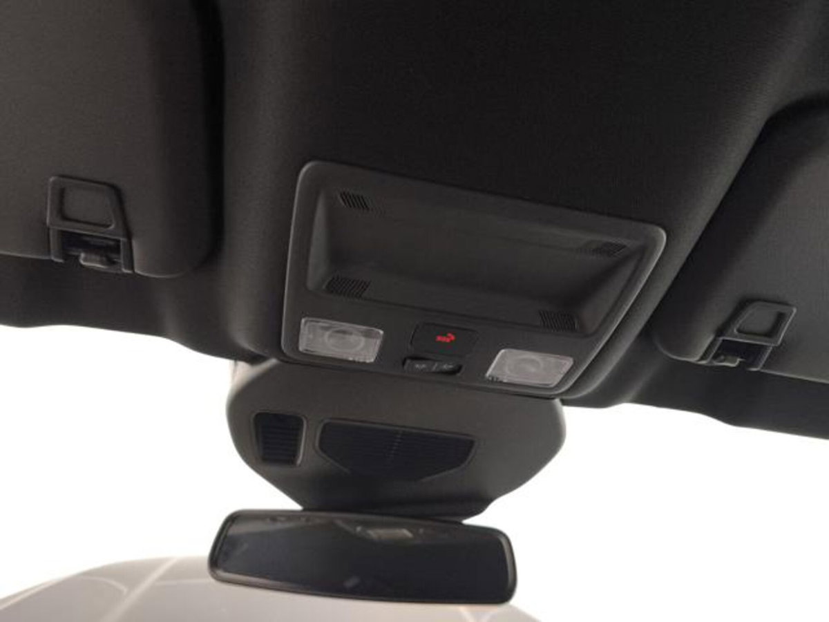 Ford Kuga 2.5 Full Hybrid 190 CV CVT 2WD ST-Line Design (17)