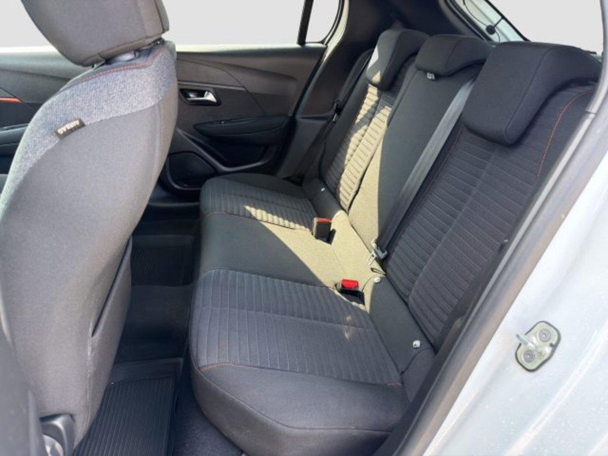 Peugeot 208 PureTech 100 Stop&Start 5 porte Active (11)