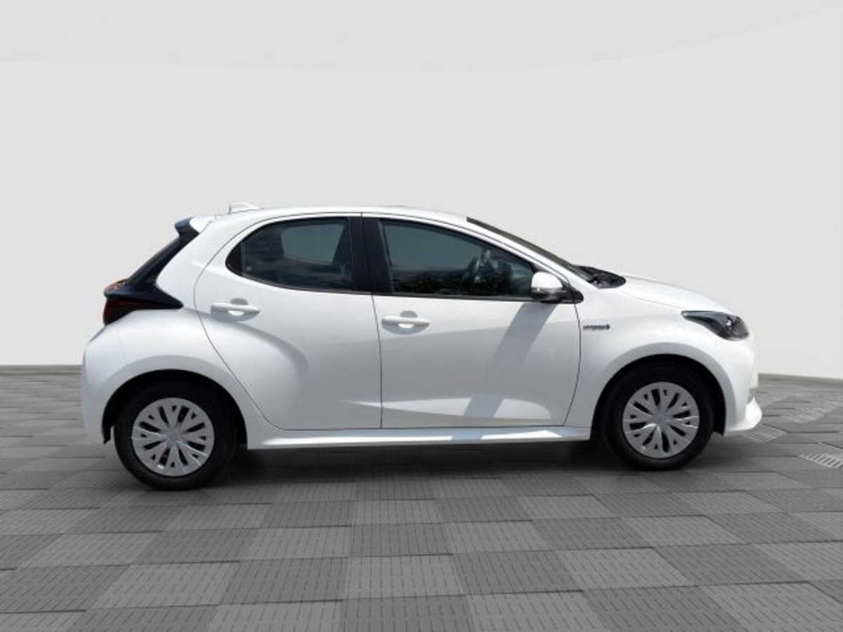 Toyota Yaris Cross 1.5h GR Sport Black Sky fwd 116cv e-cvt (6)