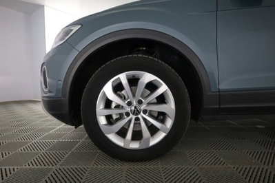 Volkswagen T-Roc 1.5 tsi Life dsg (8)